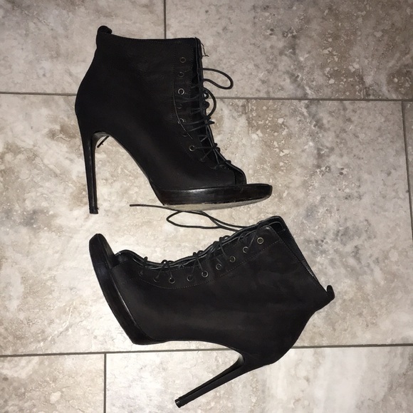 BURBERRY BLACK REAL LEATHER LACE UP PLATFORM PEEPTOE EUC BOOTIES SIZE EU… - Picture 11 of 11
